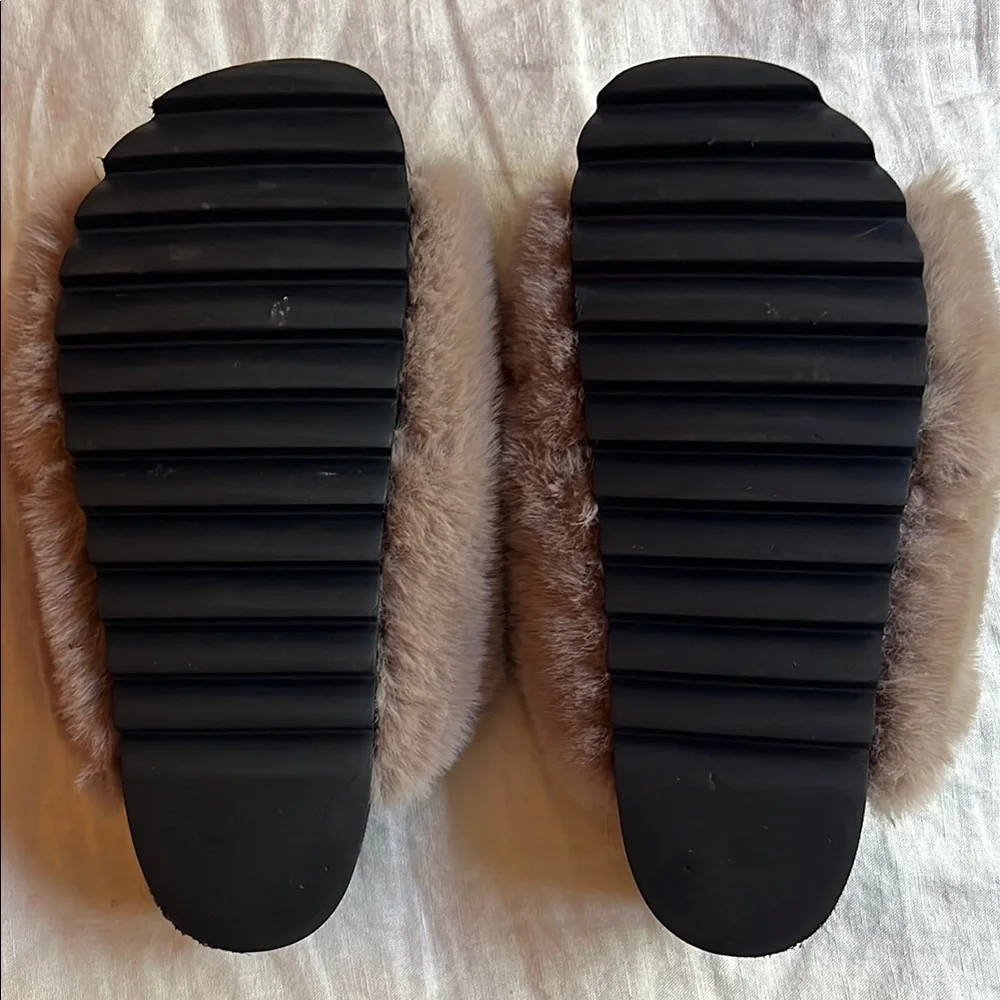 ROAM Women's Cloud Fur Slippers - Tan - Picture 3 of 5
